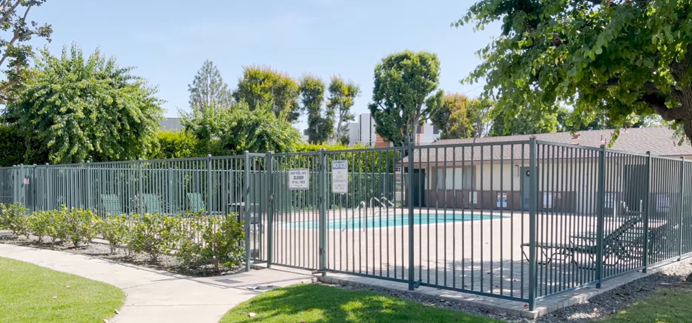 Aluminum Fences service in Cathedral City, CA